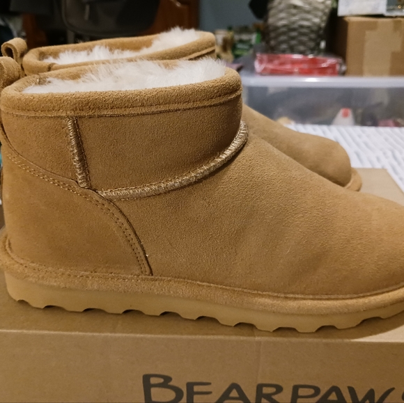 NWT!! BEARPAW SHORTIES Sz 7 (Water Resistant) - Picture 3 of 13